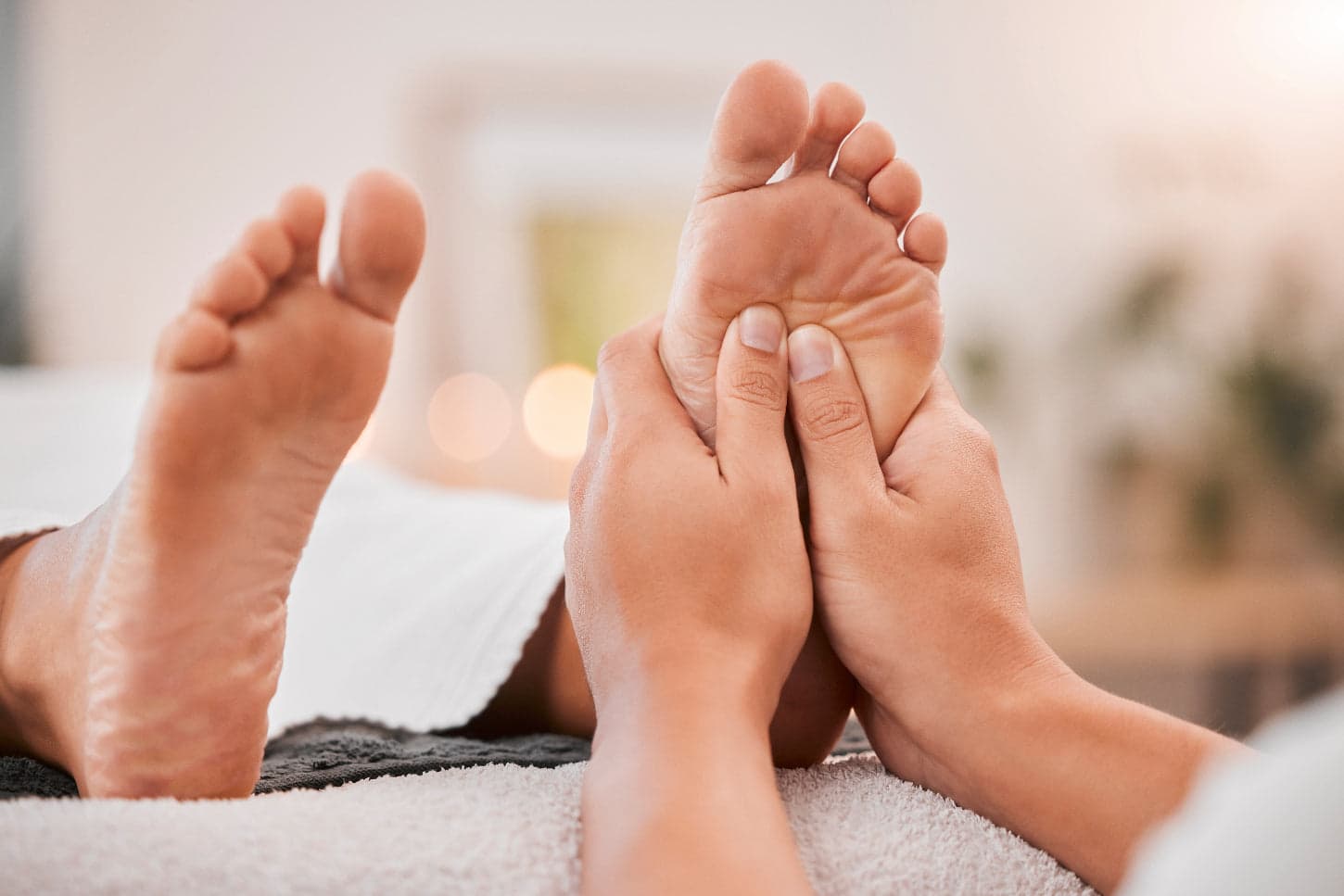 FOOT MASSAGE - 15 Minutes