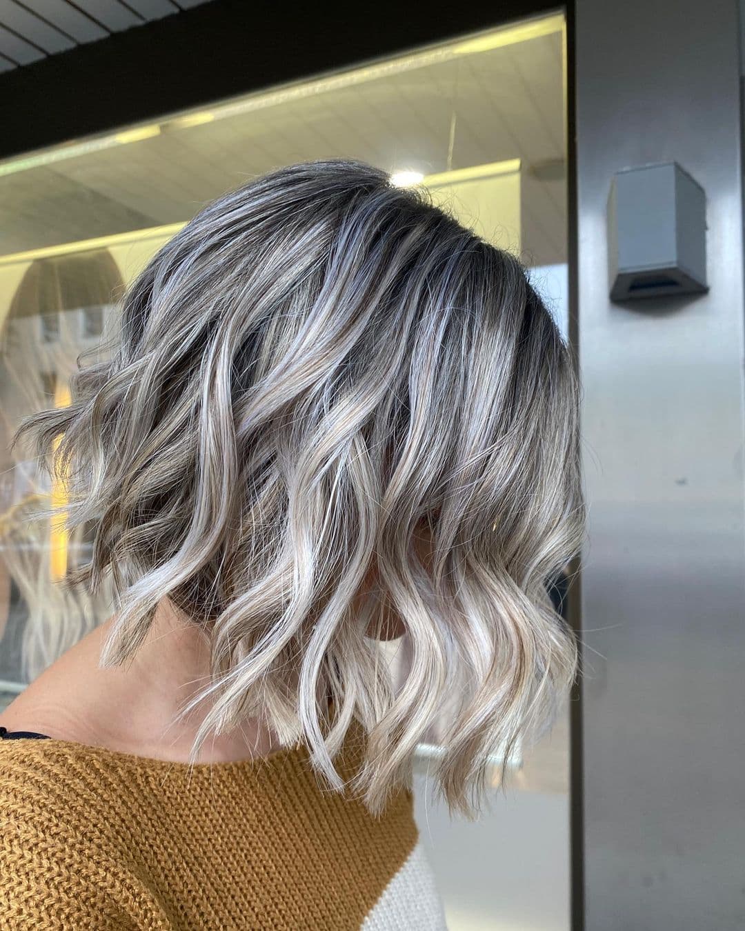 Full Highlight Short Hair